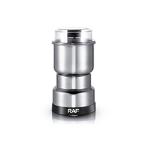 Appareil en fonctionnement avec jus de fruits en préparation