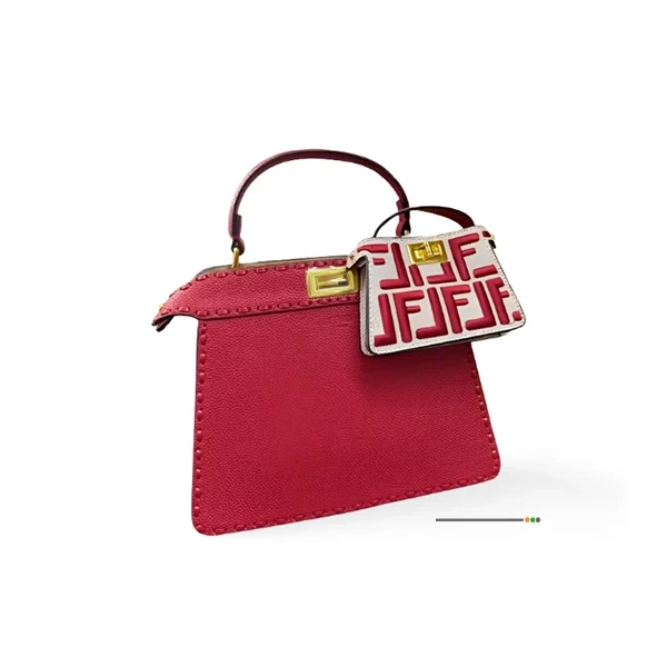 Petit sac Fendi lisse Peekaboo en cuir rouge avec sa pochette logo assortie