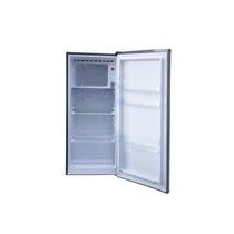 Intérieur du mini réfrigérateur Oscar 160L OSC-R160S montrant les clayettes et le compartiment congélateur